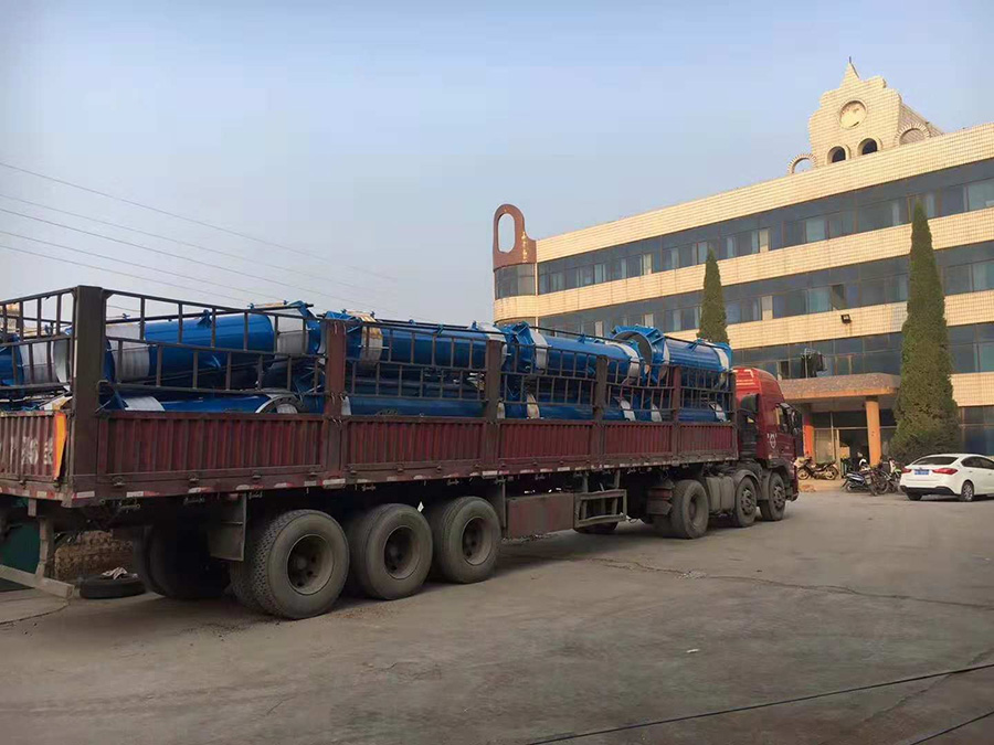 補償器（qì）發貨現場